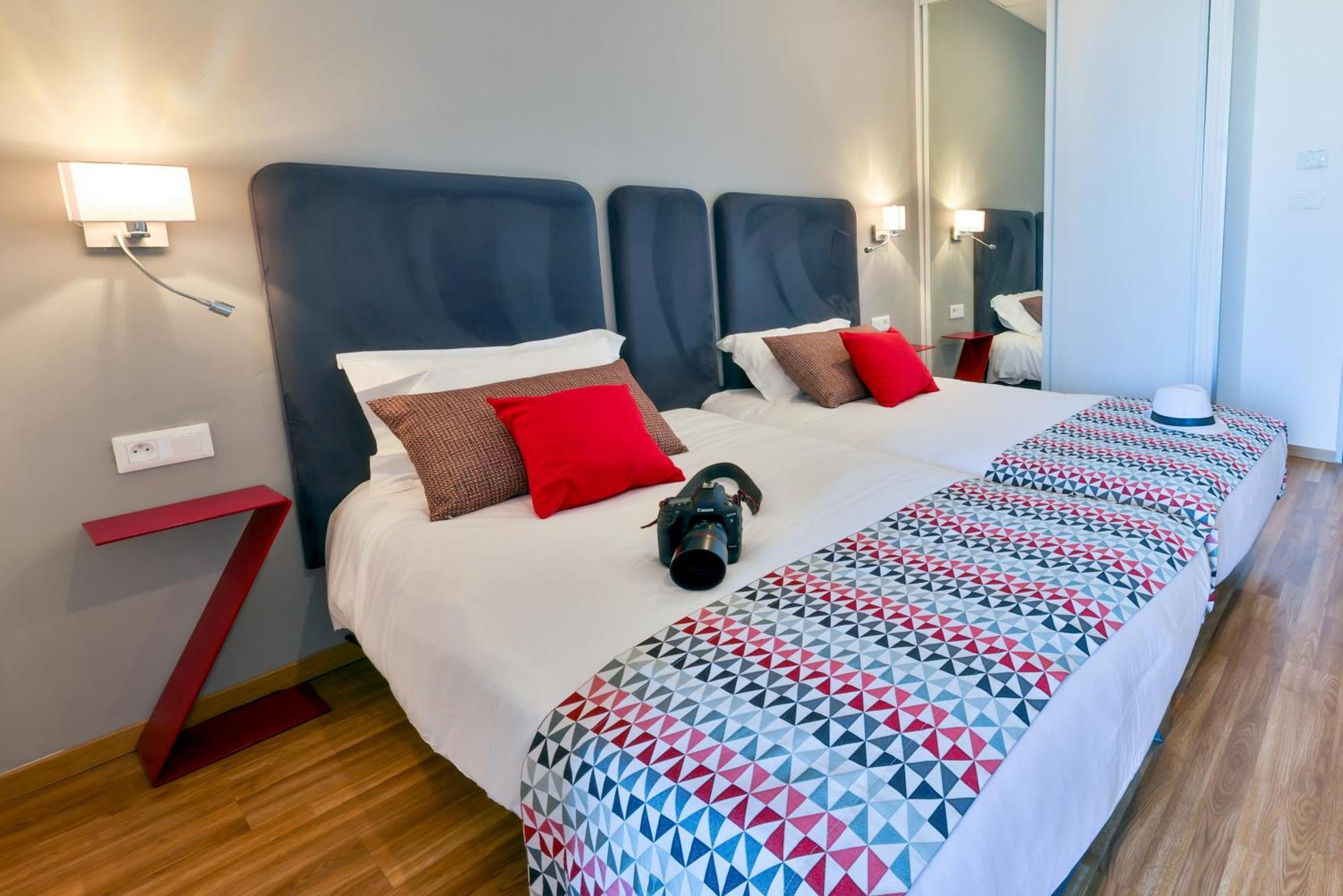 Hotel Mediterranee 칼비 외부 사진